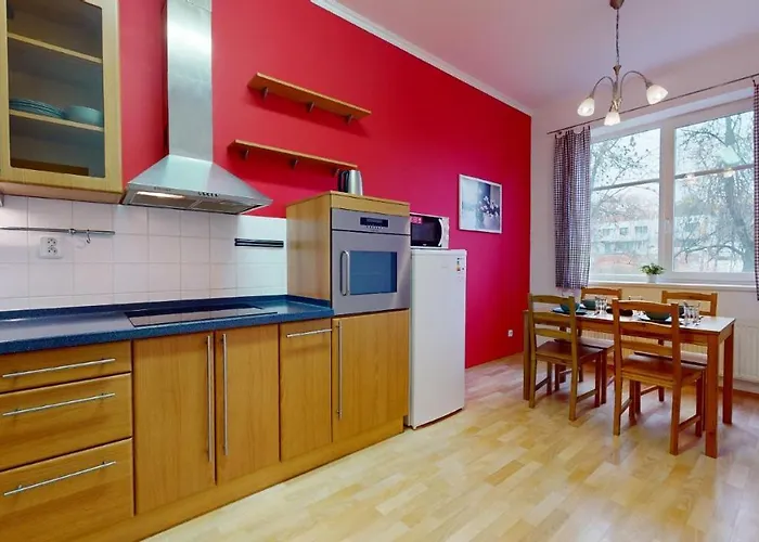 Topolova 909b דירה מילוביצה